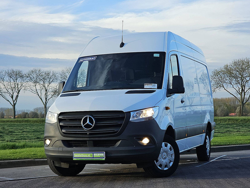 Mercedes-Benz Sprinter 317 L2H2 Mbux Navi Euro6 - Gesloten bestelwagen: afbeelding 1 Mercedes-Benz Sprinter 317 L2H2 Mbux Navi Euro6 - Gesloten bestelwagen: afbeelding 1