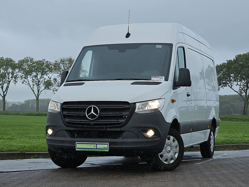 Mercedes-Benz Sprinter 317 L2H2 Navi RWD - Gesloten bestelwagen: afbeelding 1 Mercedes-Benz Sprinter 317 L2H2 Navi RWD - Gesloten bestelwagen: afbeelding 1