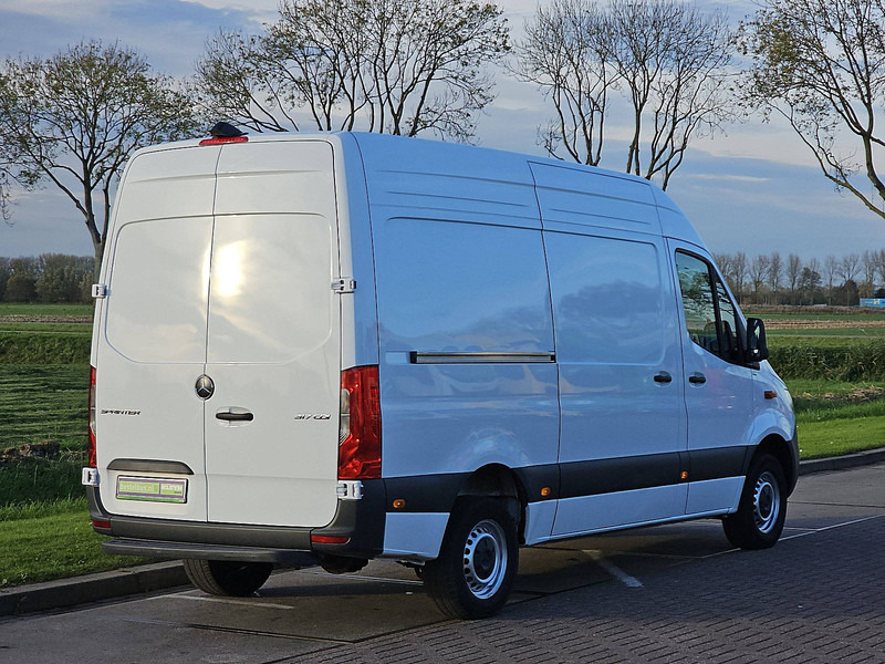 Mercedes-Benz Sprinter 317 L2H2 RWD Mbux10 - Gesloten bestelwagen: afbeelding 3 Mercedes-Benz Sprinter 317 L2H2 RWD Mbux10 - Gesloten bestelwagen: afbeelding 3