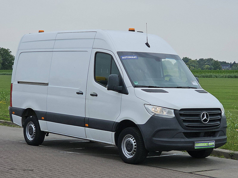 Mercedes-Benz Sprinter 319 L2H2 V6 3.5t-Trekh. - Gesloten bestelwagen: afbeelding 5 Mercedes-Benz Sprinter 319 L2H2 V6 3.5t-Trekh. - Gesloten bestelwagen: afbeelding 5