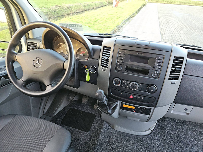Interieur foto 1: Kipper bestelwagen Mercedes-Benz Sprinter 516 KIPPER EURO6