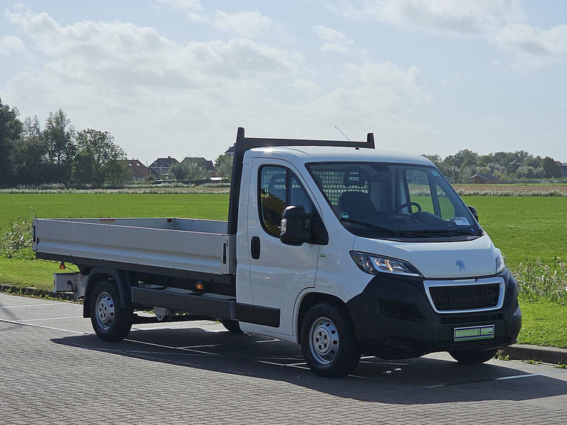 Peugeot Boxer 2.0 L4 Open Laadbak AC - Bestelwagen met open laadbak: afbeelding 5 Peugeot Boxer 2.0 L4 Open Laadbak AC - Bestelwagen met open laadbak: afbeelding 5