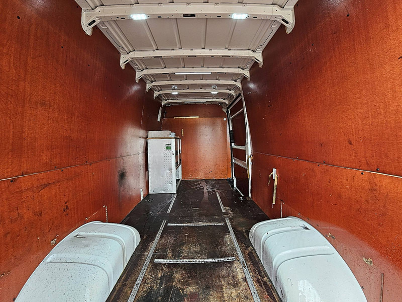 Gesloten bestelwagen Volkswagen Crafter 50 2.0 TDI 177 DSG L4H3: afbeelding 10