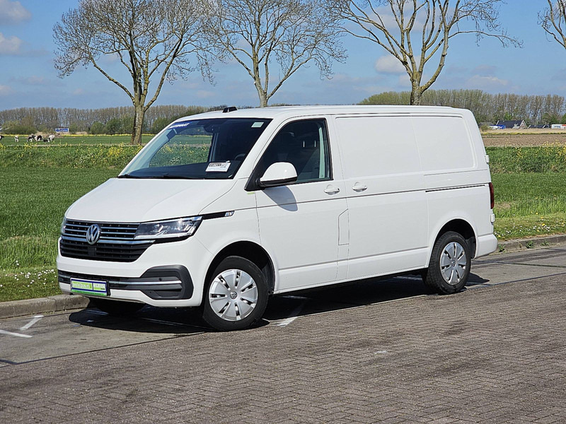 Volkswagen Transporter 2.0 TDI L1H1 2xZijdeur LED ! - Kleine bestelwagen: afbeelding 2 Volkswagen Transporter 2.0 TDI L1H1 2xZijdeur LED ! - Kleine bestelwagen: afbeelding 2