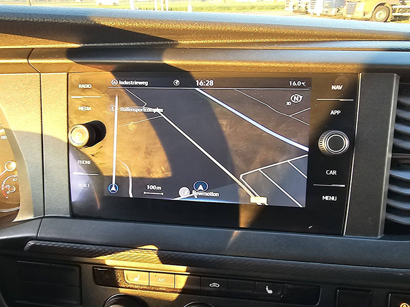 Kleine bestelwagen Volkswagen Transporter 2.0 TDI L2H1 Navi 4 Motion: afbeelding 11