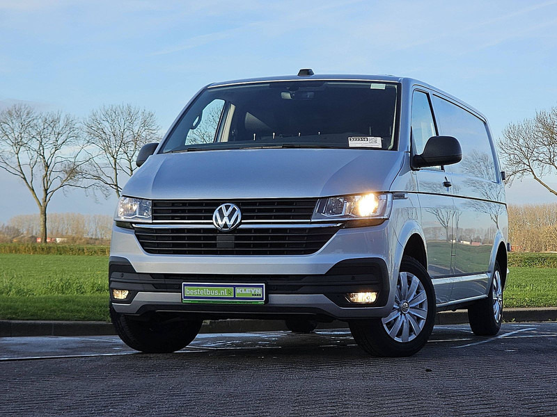Volkswagen Transporter 2.0 TDI L2H1 Navi Trekhaak - Kleine bestelwagen: afbeelding 1 Volkswagen Transporter 2.0 TDI L2H1 Navi Trekhaak - Kleine bestelwagen: afbeelding 1