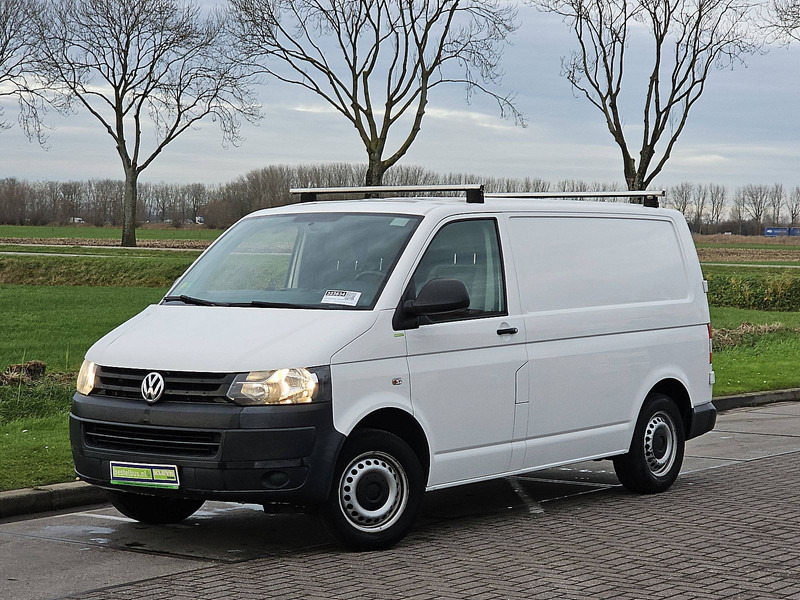 Volkswagen Transporter 2.0 TDI - Kleine bestelwagen: afbeelding 2 Volkswagen Transporter 2.0 TDI - Kleine bestelwagen: afbeelding 2