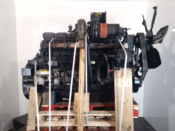 Komatsu SAA6D140E-2 Engine (Plant) PC800 Excavator - Motor voor Bouwmachine: afbeelding 4 Komatsu SAA6D140E-2 Engine (Plant) PC800 Excavator - Motor voor Bouwmachine: afbeelding 4