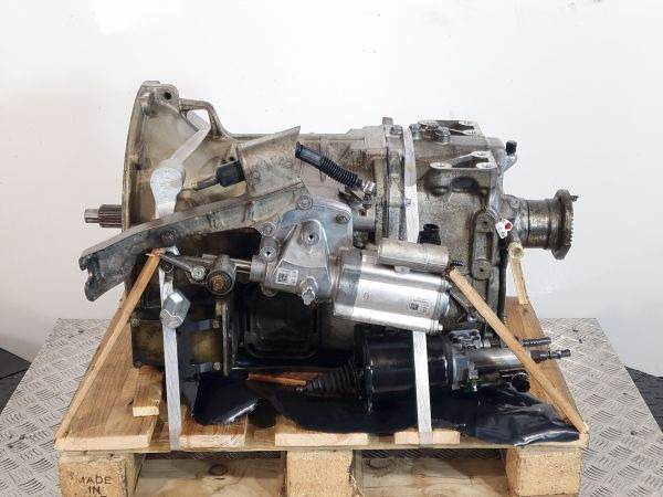 Mercedes Benz G70-6 Manual Gearbox - Versnellingsbak: afbeelding 3 Mercedes Benz G70-6 Manual Gearbox - Versnellingsbak: afbeelding 3