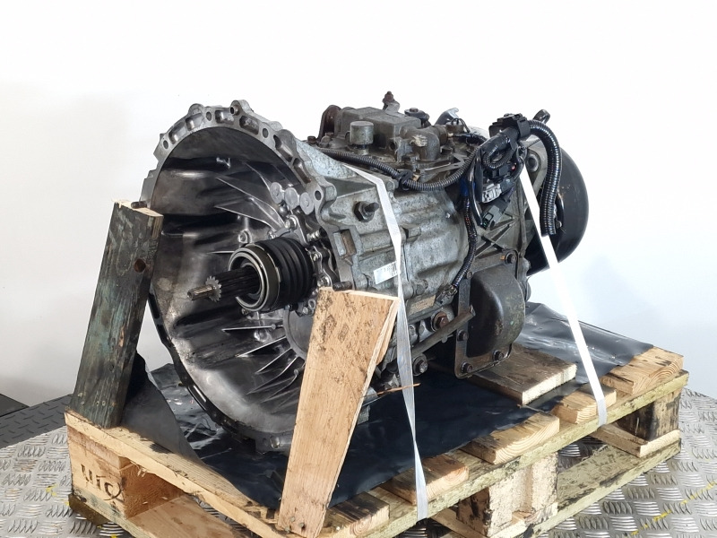 Mitsubishi M038S5A025 Manual Gearbox - Versnellingsbak: afbeelding 1 Mitsubishi M038S5A025 Manual Gearbox - Versnellingsbak: afbeelding 1