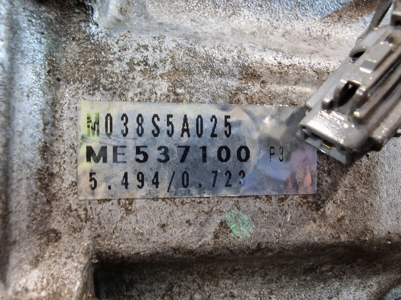 Mitsubishi M038S5A025 Manual Gearbox - Versnellingsbak: afbeelding 2 Mitsubishi M038S5A025 Manual Gearbox - Versnellingsbak: afbeelding 2