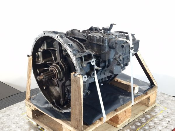 ZF 6S1000TO Volvo Spec Gearbox - Versnellingsbak: afbeelding 1 ZF 6S1000TO Volvo Spec Gearbox - Versnellingsbak: afbeelding 1
