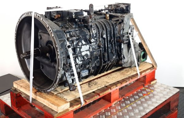 ZF 6S1600 Gearbox - Versnellingsbak: afbeelding 1 ZF 6S1600 Gearbox - Versnellingsbak: afbeelding 1