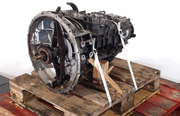 ZF 6S800TO MAN Spec Gearbox 2011 - Versnellingsbak: afbeelding 1 ZF 6S800TO MAN Spec Gearbox 2011 - Versnellingsbak: afbeelding 1