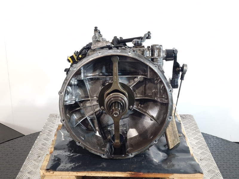 ZF Ecolite 6S800TO / STO8006 Volvo Spec Gearbox - Versnellingsbak: afbeelding 2 ZF Ecolite 6S800TO / STO8006 Volvo Spec Gearbox - Versnellingsbak: afbeelding 2