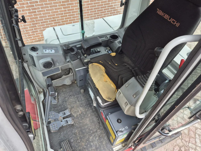 Takeuchi TB250 - Minigraafmachine: afbeelding 5 Takeuchi TB250 - Minigraafmachine: afbeelding 5