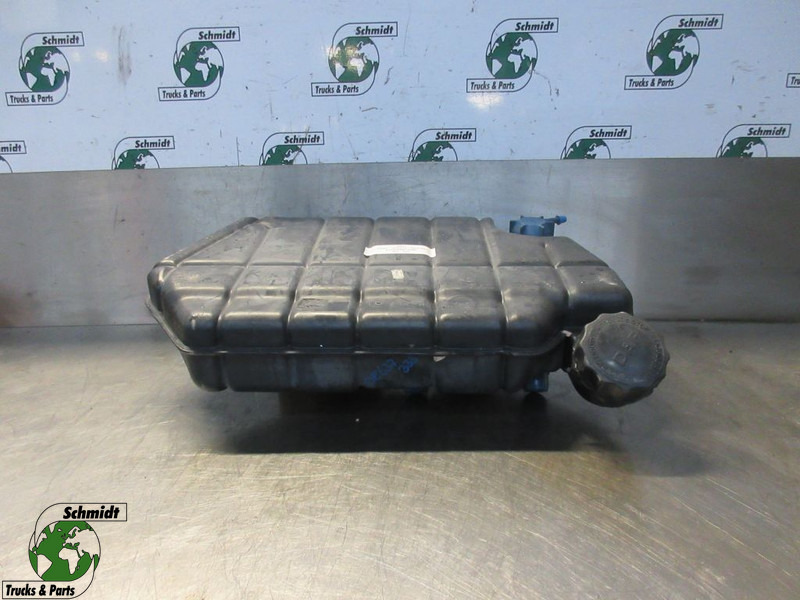 DAF 1295910 / 1607794 EXPANSIEVAT - Expansietank voor Vrachtwagen: afbeelding 1 DAF 1295910 / 1607794 EXPANSIEVAT - Expansietank voor Vrachtwagen: afbeelding 1