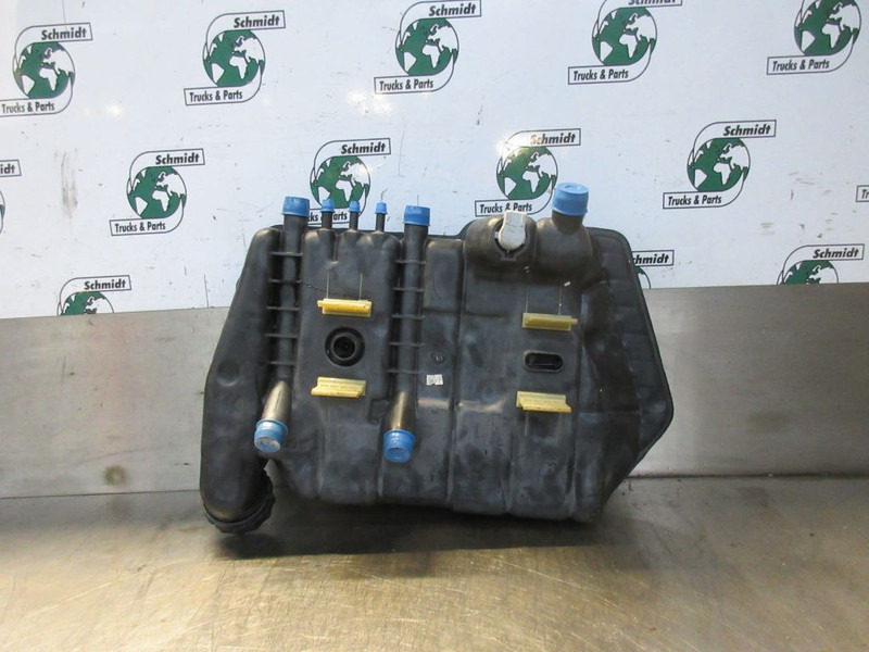 DAF 1295910 / 1607794 EXPANSIEVAT - Expansietank voor Vrachtwagen: afbeelding 2 DAF 1295910 / 1607794 EXPANSIEVAT - Expansietank voor Vrachtwagen: afbeelding 2