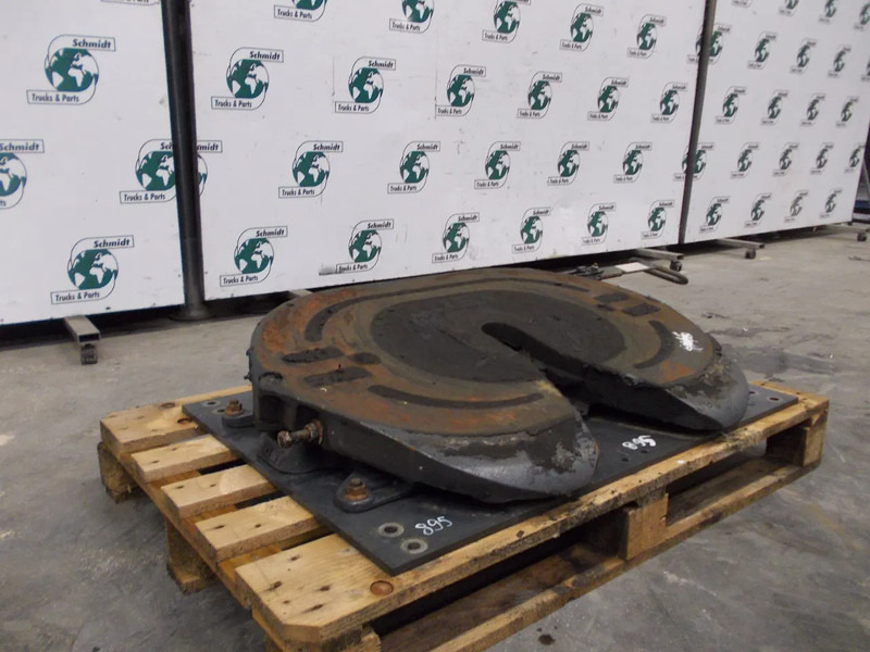 DAF 16304249 JOST MEGA SCHOTEL DAF XF 440 16304249 JOST MEGA SCHOTEL DAF XF 440 EURO 6 MODEL 2016 - Koppelschotel voor Vrachtwagen: afbeelding 2 DAF 16304249 JOST MEGA SCHOTEL DAF XF 440 16304249 JOST MEGA SCHOTEL DAF XF 440 EURO 6 MODEL 2016 - Koppelschotel voor Vrachtwagen: afbeelding 2