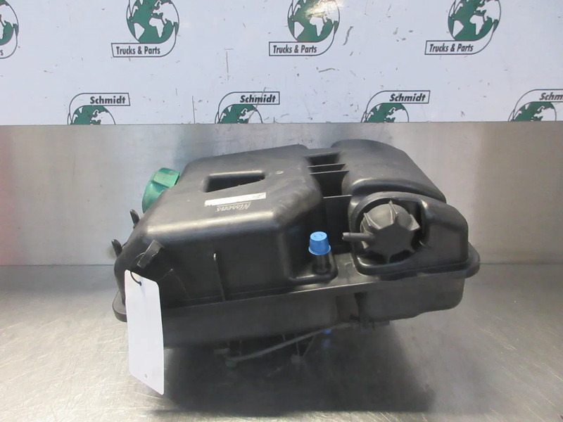 DAF 1960437 WATERTANK DAF CF XF 450 EURO 6 MODEL 2020 - Expansietank voor Vrachtwagen: afbeelding 2 DAF 1960437 WATERTANK DAF CF XF 450 EURO 6 MODEL 2020 - Expansietank voor Vrachtwagen: afbeelding 2