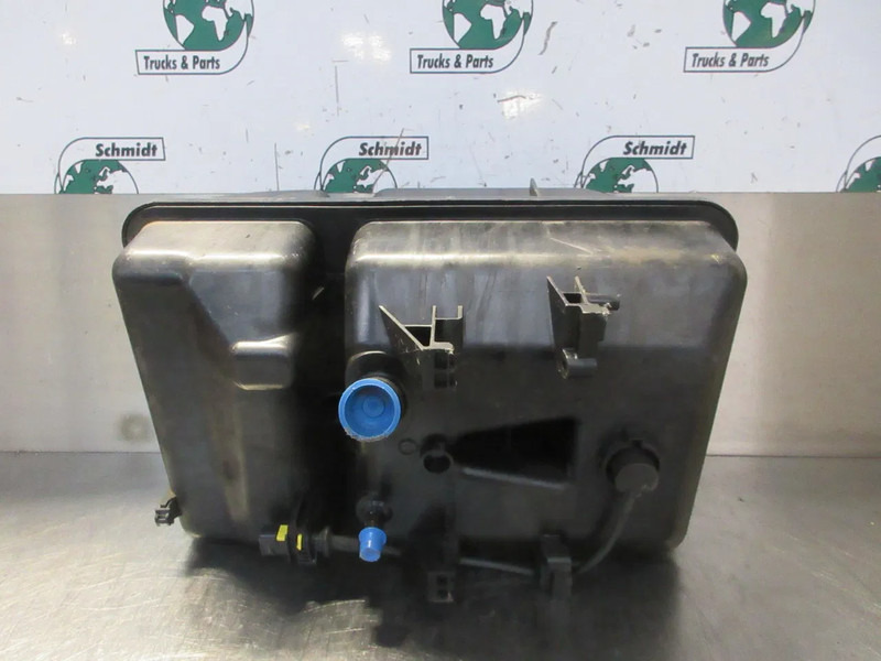 DAF 1960437 WATERTANK DAF CF XF 450 EURO 6 MODEL 2020 - Expansietank voor Vrachtwagen: afbeelding 5 DAF 1960437 WATERTANK DAF CF XF 450 EURO 6 MODEL 2020 - Expansietank voor Vrachtwagen: afbeelding 5