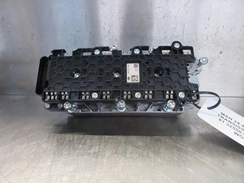 Iveco 42575280 VENTIELEBLOK IVECO S WAY EURO 6 MODEL 2023 - Koppeling en onderdelen voor Vrachtwagen: afbeelding 4 Iveco 42575280 VENTIELEBLOK IVECO S WAY EURO 6 MODEL 2023 - Koppeling en onderdelen voor Vrachtwagen: afbeelding 4