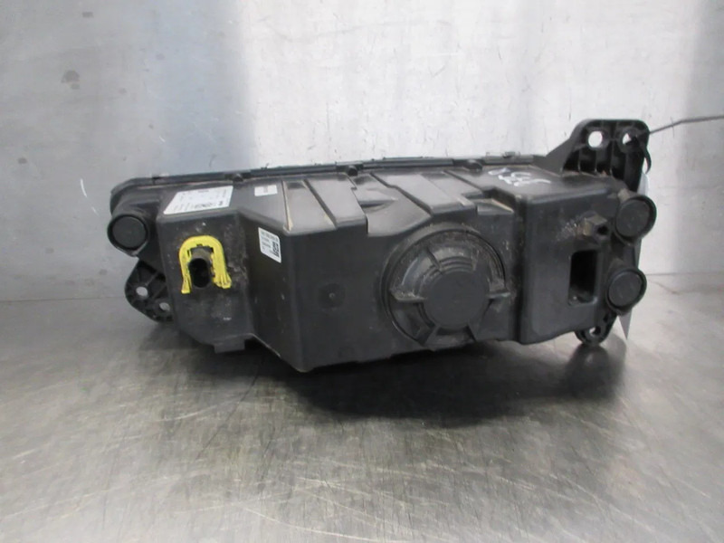 MAN 81.25204-0002 MISTLAMP 18.250 EURO 6 RECHTS - Mistlamp voor Vrachtwagen: afbeelding 3 MAN 81.25204-0002 MISTLAMP 18.250 EURO 6 RECHTS - Mistlamp voor Vrachtwagen: afbeelding 3