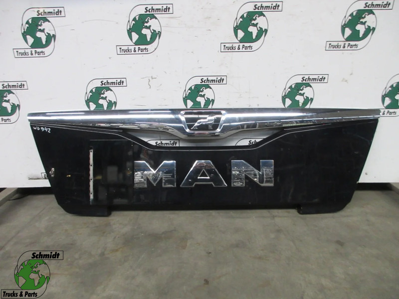 MAN 81.61150-0142//81.61150-6107 GRILL SMAL TGS 24.460 EURO 6 MODEL 2020 - Rooster voor Vrachtwagen: afbeelding 1 MAN 81.61150-0142//81.61150-6107 GRILL SMAL TGS 24.460 EURO 6 MODEL 2020 - Rooster voor Vrachtwagen: afbeelding 1