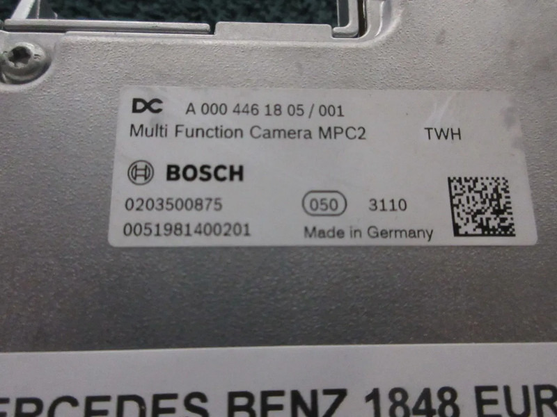 Mercedes-Benz A 000 446 18 05 BOSCH 0203500875 MULTI FUNCTION CAMARA MPC2 - Elektrisch systeem voor Vrachtwagen: afbeelding 3 Mercedes-Benz A 000 446 18 05 BOSCH 0203500875 MULTI FUNCTION CAMARA MPC2 - Elektrisch systeem voor Vrachtwagen: afbeelding 3
