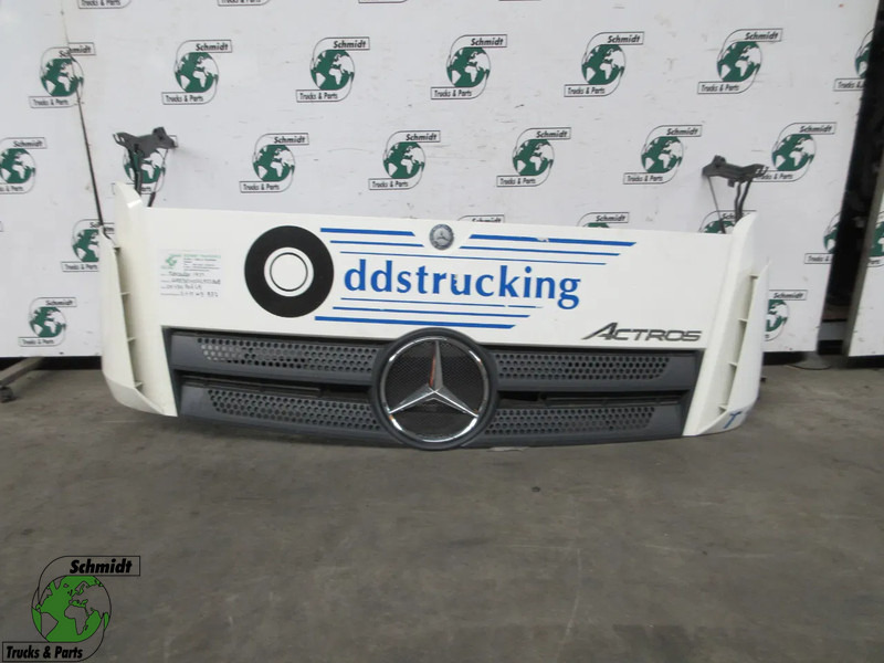 Mercedes-Benz A 960 750 08 67 // A 960 750 03 69 // A 960 750 03 18 // GRILL MP4 SMAL CABINE ! - Rooster voor Vrachtwagen: afbeelding 1 Mercedes-Benz A 960 750 08 67 // A 960 750 03 69 // A 960 750 03 18 // GRILL MP4 SMAL CABINE ! - Rooster voor Vrachtwagen: afbeelding 1