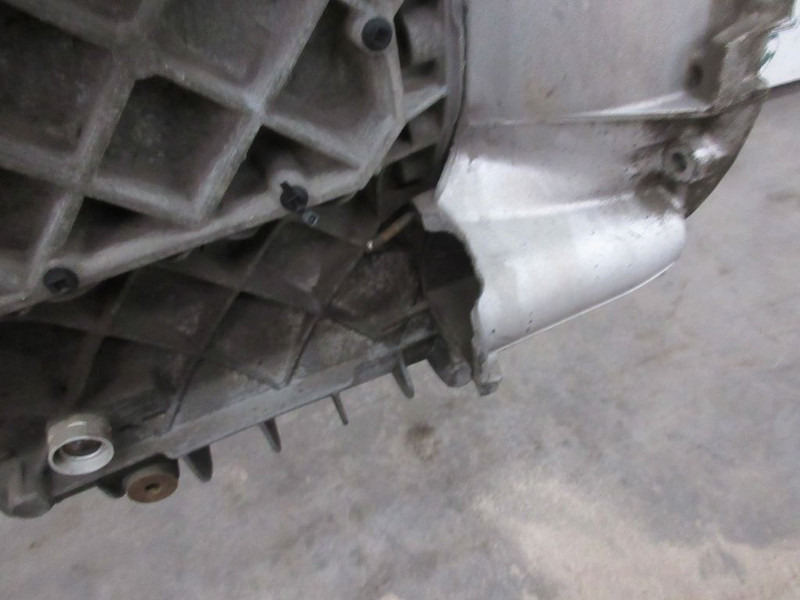 Renault MAGNUM 5001866590 TRANSMISSIE VT2412B EURO 5 - Versnellingsbak voor Vrachtwagen: afbeelding 4 Renault MAGNUM 5001866590 TRANSMISSIE VT2412B EURO 5 - Versnellingsbak voor Vrachtwagen: afbeelding 4