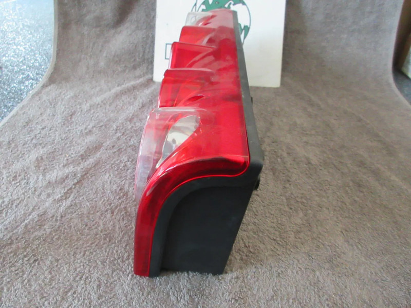 Schmitz Cargobull 1008680//25-6010-50 ACHTERLAMP NIEUWE !!!! - Achterlicht voor Vrachtwagen: afbeelding 4 Schmitz Cargobull 1008680//25-6010-50 ACHTERLAMP NIEUWE !!!! - Achterlicht voor Vrachtwagen: afbeelding 4