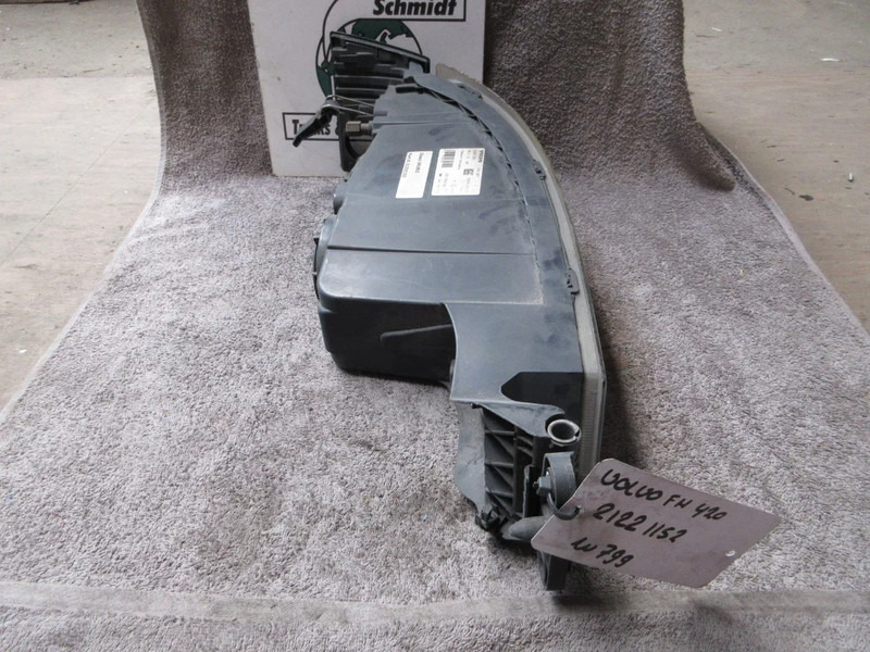 Volvo 21221152 MISTLAMP VOLVO FH SERIE EURO 6 MODEL 2020 - Mistlamp voor Vrachtwagen: afbeelding 2 Volvo 21221152 MISTLAMP VOLVO FH SERIE EURO 6 MODEL 2020 - Mistlamp voor Vrachtwagen: afbeelding 2