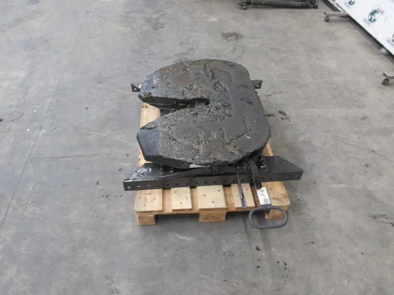 Volvo 21587522 // SAF HOLLAND G50-X D 152,3 U20,0 SK-S 3620 21587522 // SAF HOLLAND G50-X D 152,3 U20,0 SK-S 3620 MODEL 2023 - Koppelschotel voor Vrachtwagen: afbeelding 2 Volvo 21587522 // SAF HOLLAND G50-X D 152,3 U20,0 SK-S 3620 21587522 // SAF HOLLAND G50-X D 152,3 U20,0 SK-S 3620 MODEL 2023 - Koppelschotel voor Vrachtwagen: afbeelding 2