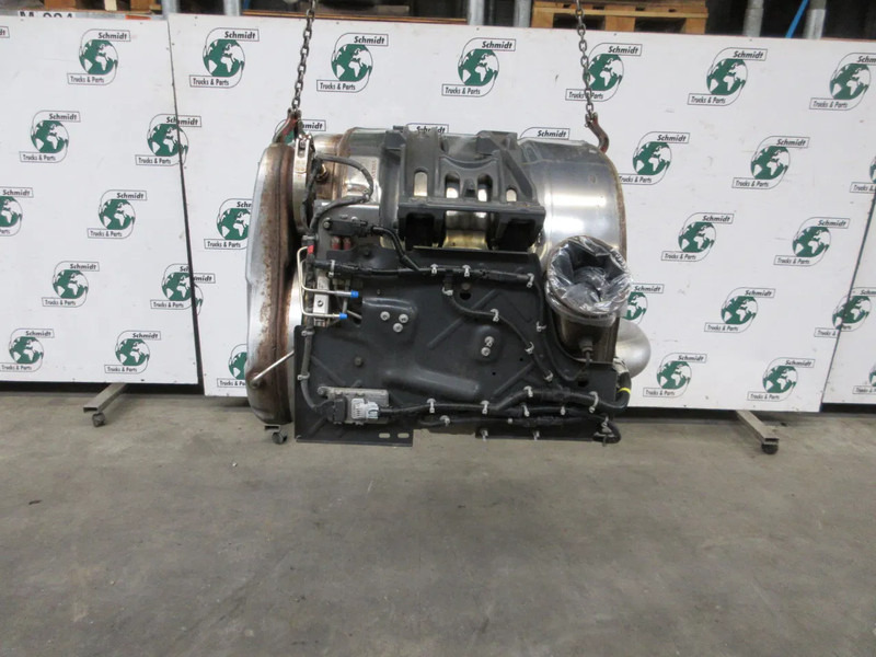 Volvo 23094534 // 23105923 KATALYSATOR VOLVO FH 460 MODEL 2021 - Katalysator voor Vrachtwagen: afbeelding 2 Volvo 23094534 // 23105923 KATALYSATOR VOLVO FH 460 MODEL 2021 - Katalysator voor Vrachtwagen: afbeelding 2