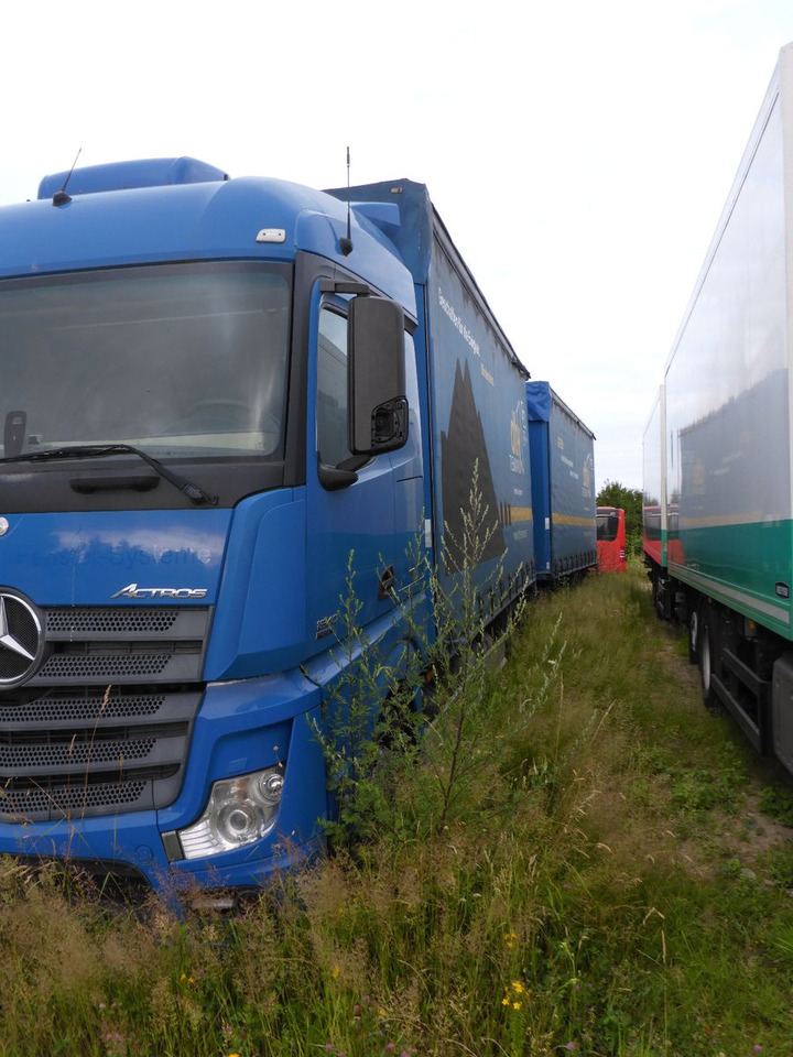 Mercedes-Benz 1840 Top Zustand 106 m3 Euro 6 + Anhänger - Schuifzeilen vrachtwagen: afbeelding 5 Mercedes-Benz 1840 Top Zustand 106 m3 Euro 6 + Anhänger - Schuifzeilen vrachtwagen: afbeelding 5