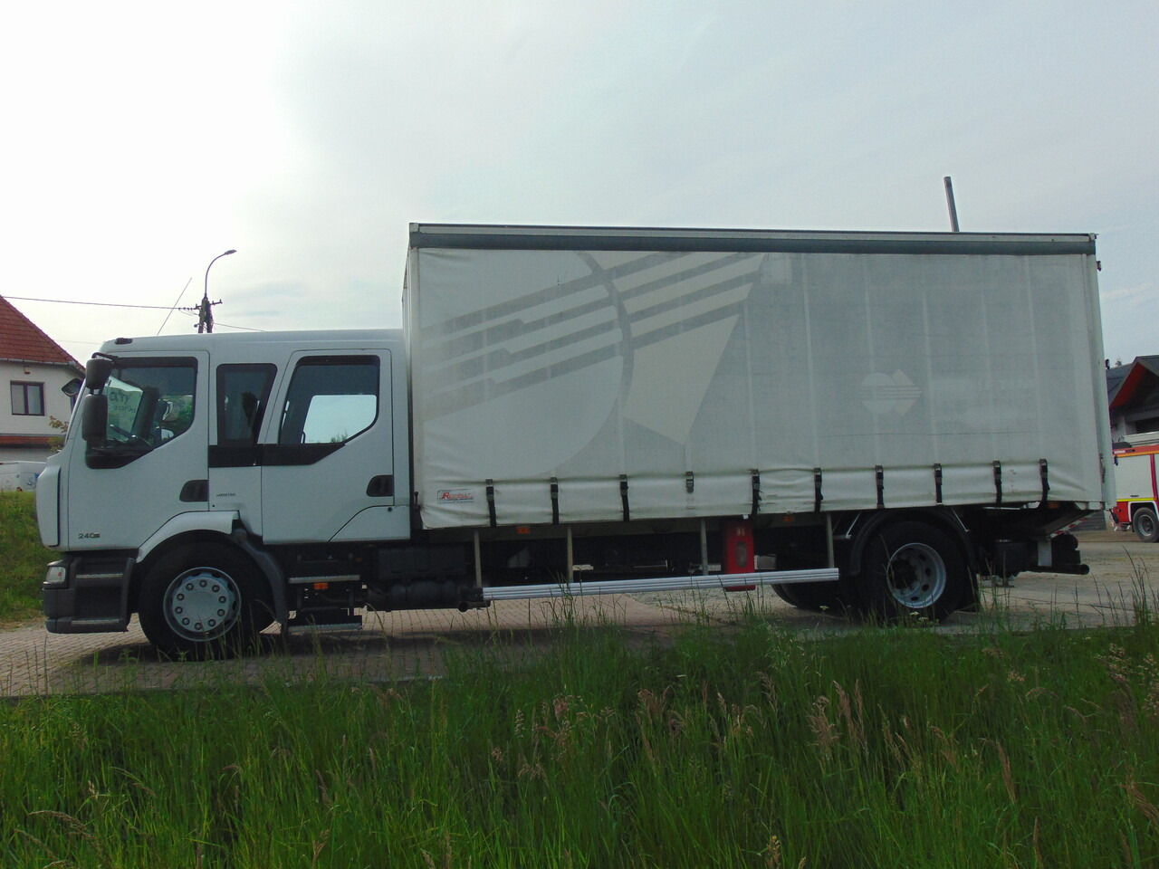 RENAULT Midlum 240DXi - Schuifzeilen vrachtwagen: afbeelding 5 RENAULT Midlum 240DXi - Schuifzeilen vrachtwagen: afbeelding 5
