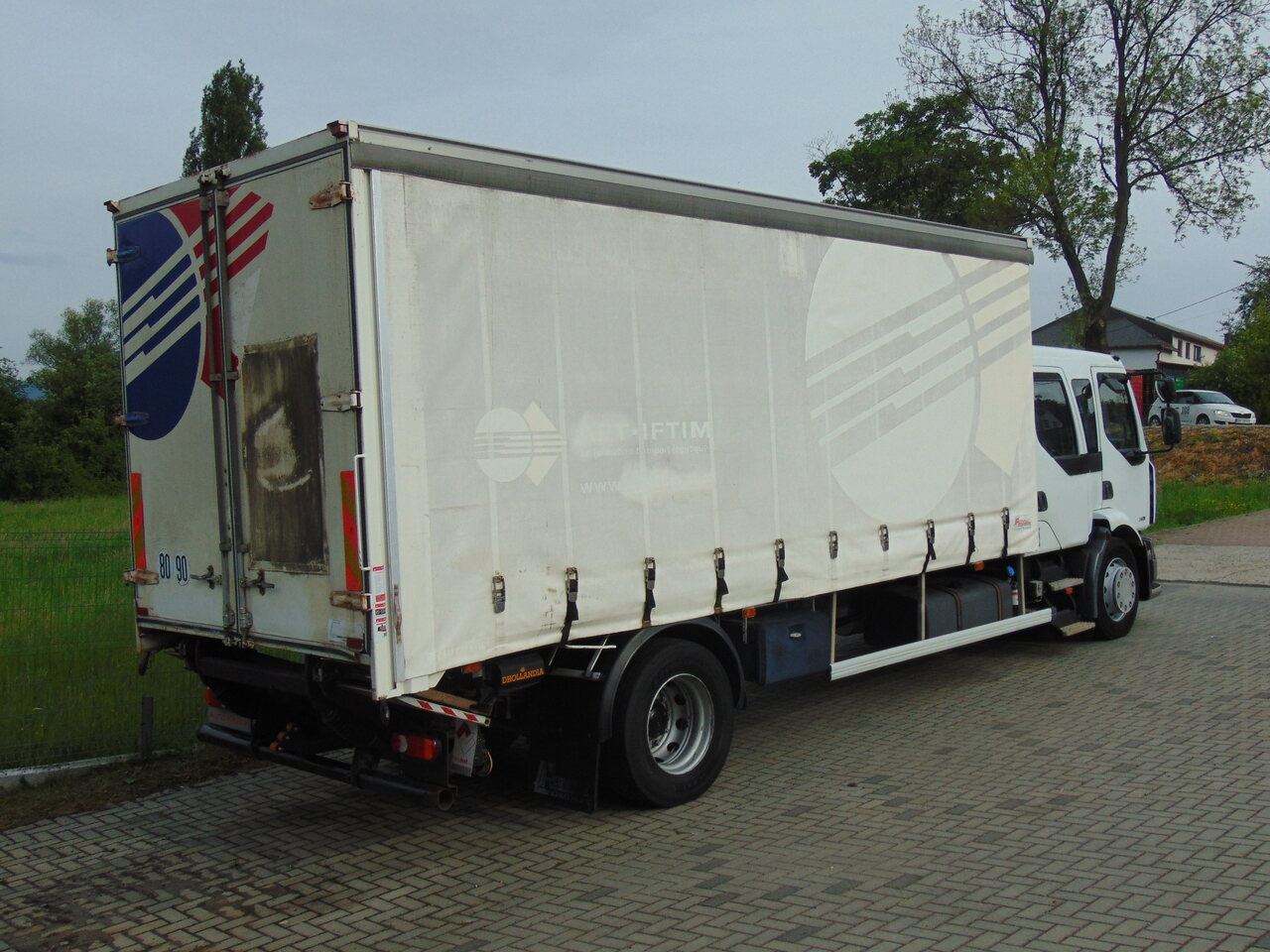 RENAULT Midlum 240DXi - Schuifzeilen vrachtwagen: afbeelding 4 RENAULT Midlum 240DXi - Schuifzeilen vrachtwagen: afbeelding 4