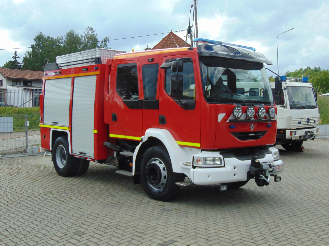 RENAULT Midlum 270dCi SIDES - Brandweerwagen: afbeelding 2 RENAULT Midlum 270dCi SIDES - Brandweerwagen: afbeelding 2