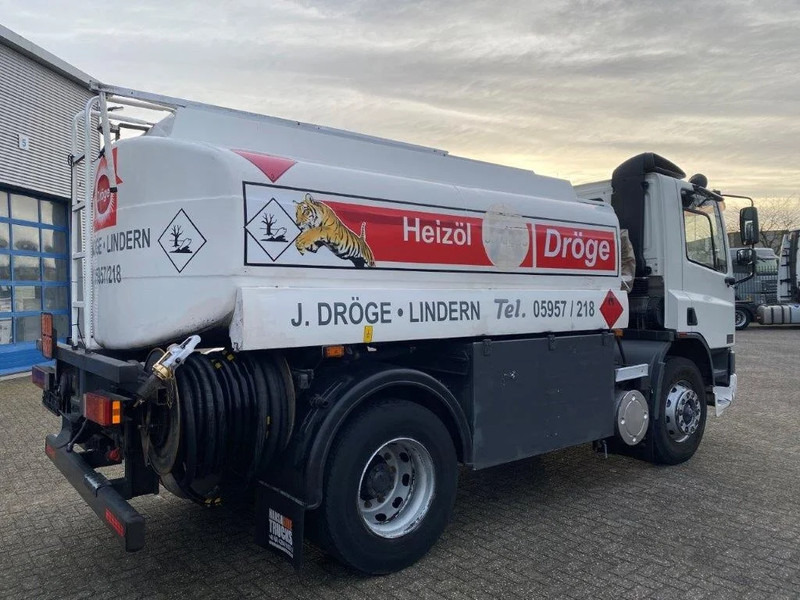 DAF 65CF-240 / FULL STEEL / POMP / 3 COMPARTIMENTS / 8350 LITER / ONLY:25969 KM / EURO-2 / MANUAL / GOOD CONDITION - Tankwagen: afbeelding 5 DAF 65CF-240 / FULL STEEL / POMP / 3 COMPARTIMENTS / 8350 LITER / ONLY:25969 KM / EURO-2 / MANUAL / GOOD CONDITION - Tankwagen: afbeelding 5