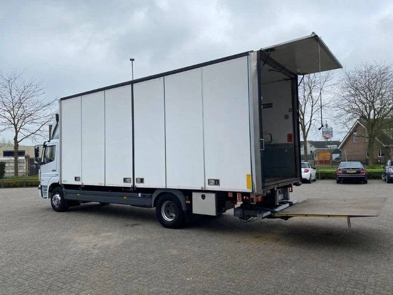 Mercedes-Benz ATEGO 1624 / AUTOMATIC / CLOSED BOX / SIDE DOORS / AIRCO / LWDS / FCW / EURO-6 / 2016 - Bakwagen: afbeelding 3 Mercedes-Benz ATEGO 1624 / AUTOMATIC / CLOSED BOX / SIDE DOORS / AIRCO / LWDS / FCW / EURO-6 / 2016 - Bakwagen: afbeelding 3