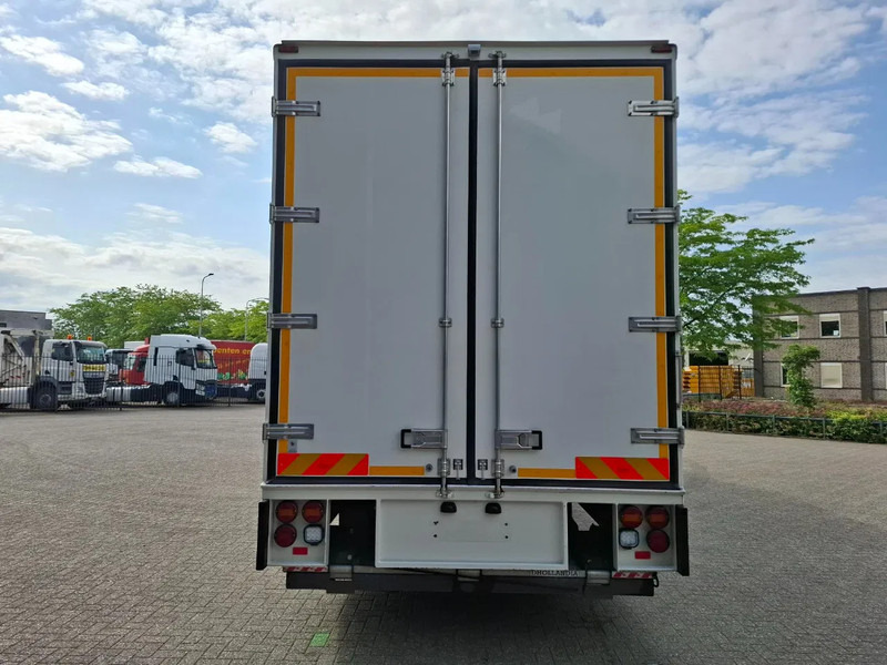 Mercedes-Benz Actros 1843 / GERMAN FLOWER TRUCK / 162021 KM / ISOLATED BOX / COOL & HEATED / NAVI / PLATFORM 1500 KG / TOP CONDITION / FULL-AI - Zelfrijdende verkoopwagen: afbeelding 4 Mercedes-Benz Actros 1843 / GERMAN FLOWER TRUCK / 162021 KM / ISOLATED BOX / COOL & HEATED / NAVI / PLATFORM 1500 KG / TOP CONDITION / FULL-AI - Zelfrijdende verkoopwagen: afbeelding 4