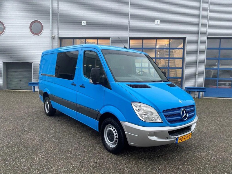 Mercedes-Benz Sprinter 311 CDI / NL VAN / TEMPOMAAT / AIRCO / AUTOMATIC / 2008 - Kleine bestelwagen: afbeelding 2 Mercedes-Benz Sprinter 311 CDI / NL VAN / TEMPOMAAT / AIRCO / AUTOMATIC / 2008 - Kleine bestelwagen: afbeelding 2