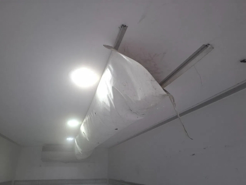 Leasing Renault D16.280 WIDE / ONLY:497760 KM / THERMOKING / PLATFORM 2TON / LWDS / BED / DATALOG / FULL-AIR / AUTOMATIC / EURO-6 / 2017 Renault D16.280 WIDE / ONLY:497760 KM / THERMOKING / PLATFORM 2TON / LWDS / BED / DATALOG / FULL-AIR / AUTOMATIC / EURO-6 / 2017: afbeelding 19