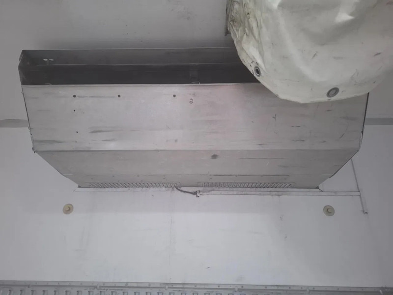 Leasing Renault D16.280 WIDE / ONLY:497760 KM / THERMOKING / PLATFORM 2TON / LWDS / BED / DATALOG / FULL-AIR / AUTOMATIC / EURO-6 / 2017 Renault D16.280 WIDE / ONLY:497760 KM / THERMOKING / PLATFORM 2TON / LWDS / BED / DATALOG / FULL-AIR / AUTOMATIC / EURO-6 / 2017: afbeelding 20