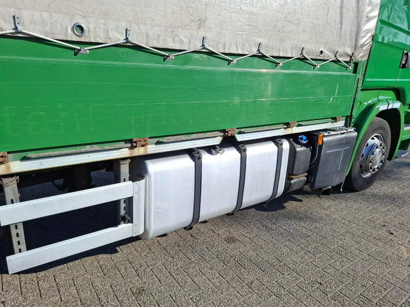 Leasing Scania R410 / GERMAN TRUCK / RETARDER / LIFT+LENKACHSE / SLIDING ROOF / SMART TACHO / PARK AIRCO / NAVI / LWDS / AUTOMATIC / EURO-6 / 2 Scania R410 / GERMAN TRUCK / RETARDER / LIFT+LENKACHSE / SLIDING ROOF / SMART TACHO / PARK AIRCO / NAVI / LWDS / AUTOMATIC / EURO-6 / 2: afbeelding 11 Leasing Scania R410 / GERMAN TRUCK / RETARDER / LIFT+LENKACHSE / SLIDING ROOF / SMART TACHO / PARK AIRCO / NAVI / LWDS / AUTOMATIC / EURO-6 / 2 Scania R410 / GERMAN TRUCK / RETARDER / LIFT+LENKACHSE / SLIDING ROOF / SMART TACHO / PARK AIRCO / NAVI / LWDS / AUTOMATIC / EURO-6 / 2: afbeelding 11