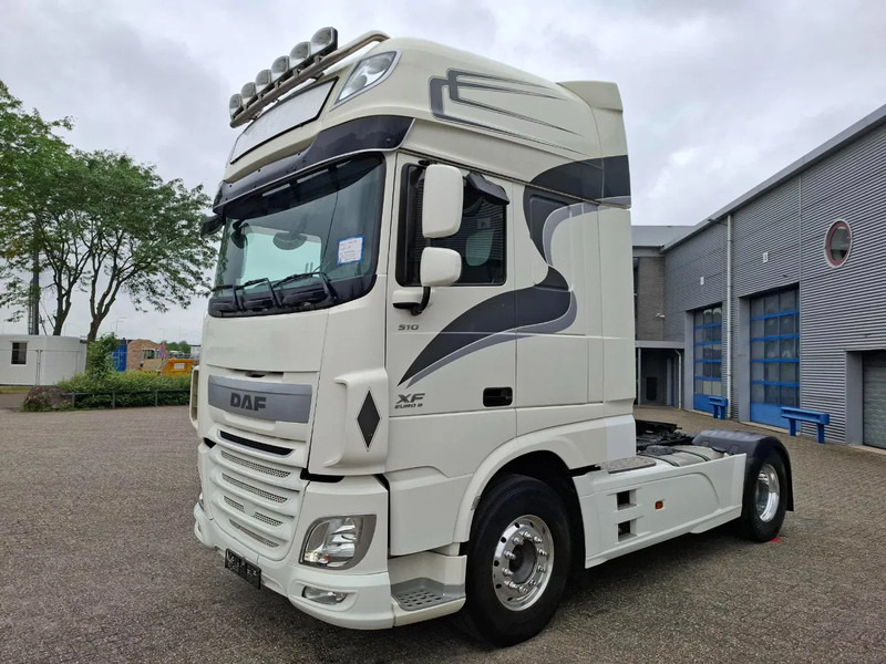 DAF XF106-460 / DEB / TUV:20-01-2026 / 753438 KM / FRIDGE / ACC / LWDS / GEN2 V2 TACHO / ALCOA / AUTOMATIC / EURO-6 / 2017 - Trekker: afbeelding 1 DAF XF106-460 / DEB / TUV:20-01-2026 / 753438 KM / FRIDGE / ACC / LWDS / GEN2 V2 TACHO / ALCOA / AUTOMATIC / EURO-6 / 2017 - Trekker: afbeelding 1