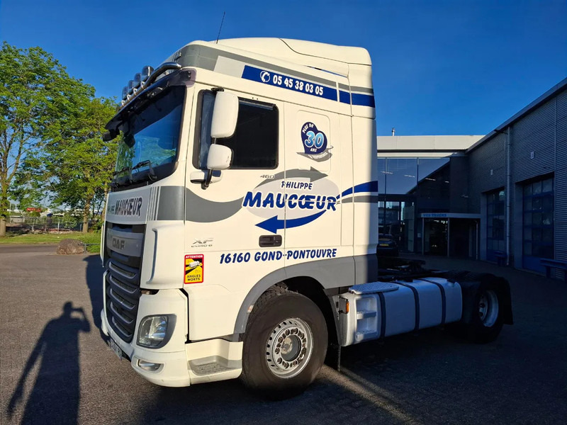 DAF XF106-460 / INTARDER / DEB / MANUAL / AIRCO / CLEAN TRUCK / EURO-6 / 2014 - Trekker: afbeelding 1 DAF XF106-460 / INTARDER / DEB / MANUAL / AIRCO / CLEAN TRUCK / EURO-6 / 2014 - Trekker: afbeelding 1
