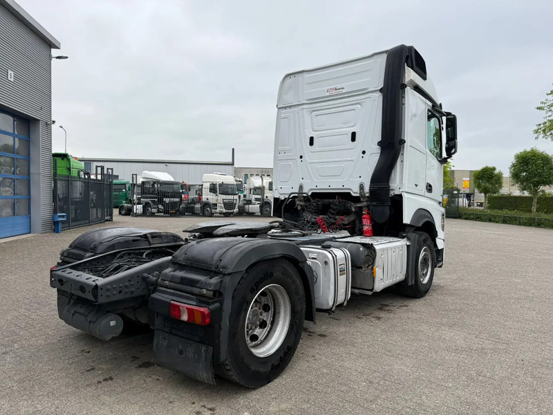 Mercedes-Benz Actros 1945 / HYDRAULICS / LWDS / AIRCO / SMART TACHO / 2XBED / FRIDGE / AUTOMATIC / EURO-6 / 2019 - Trekker: afbeelding 5 Mercedes-Benz Actros 1945 / HYDRAULICS / LWDS / AIRCO / SMART TACHO / 2XBED / FRIDGE / AUTOMATIC / EURO-6 / 2019 - Trekker: afbeelding 5
