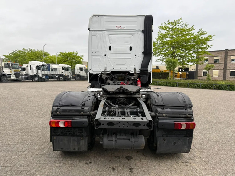 Mercedes-Benz Actros 1945 / HYDRAULICS / LWDS / AIRCO / SMART TACHO / 2XBED / FRIDGE / AUTOMATIC / EURO-6 / 2019 - Trekker: afbeelding 4 Mercedes-Benz Actros 1945 / HYDRAULICS / LWDS / AIRCO / SMART TACHO / 2XBED / FRIDGE / AUTOMATIC / EURO-6 / 2019 - Trekker: afbeelding 4